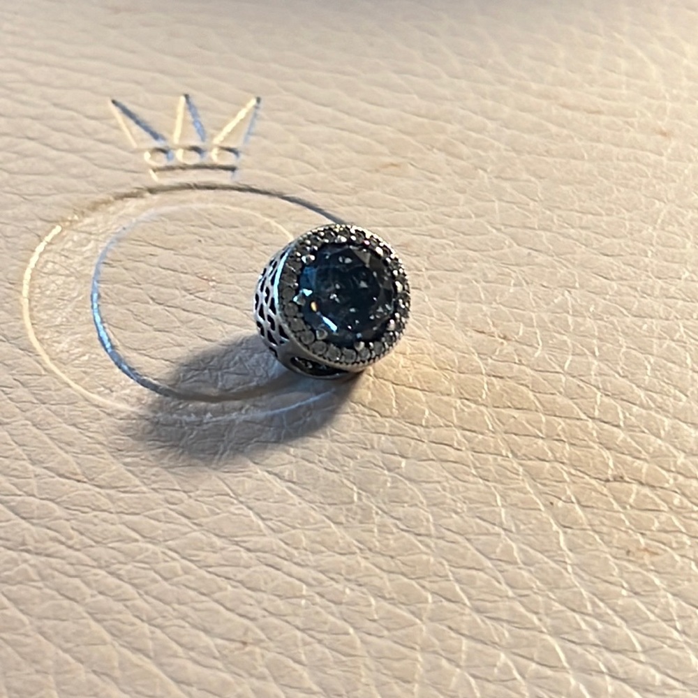 Pandora Radiant Heart Blue Charm 791725NBS